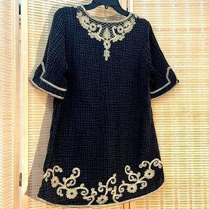 Soft Surroundings embroidered cotton black and grey short sleeve top size med